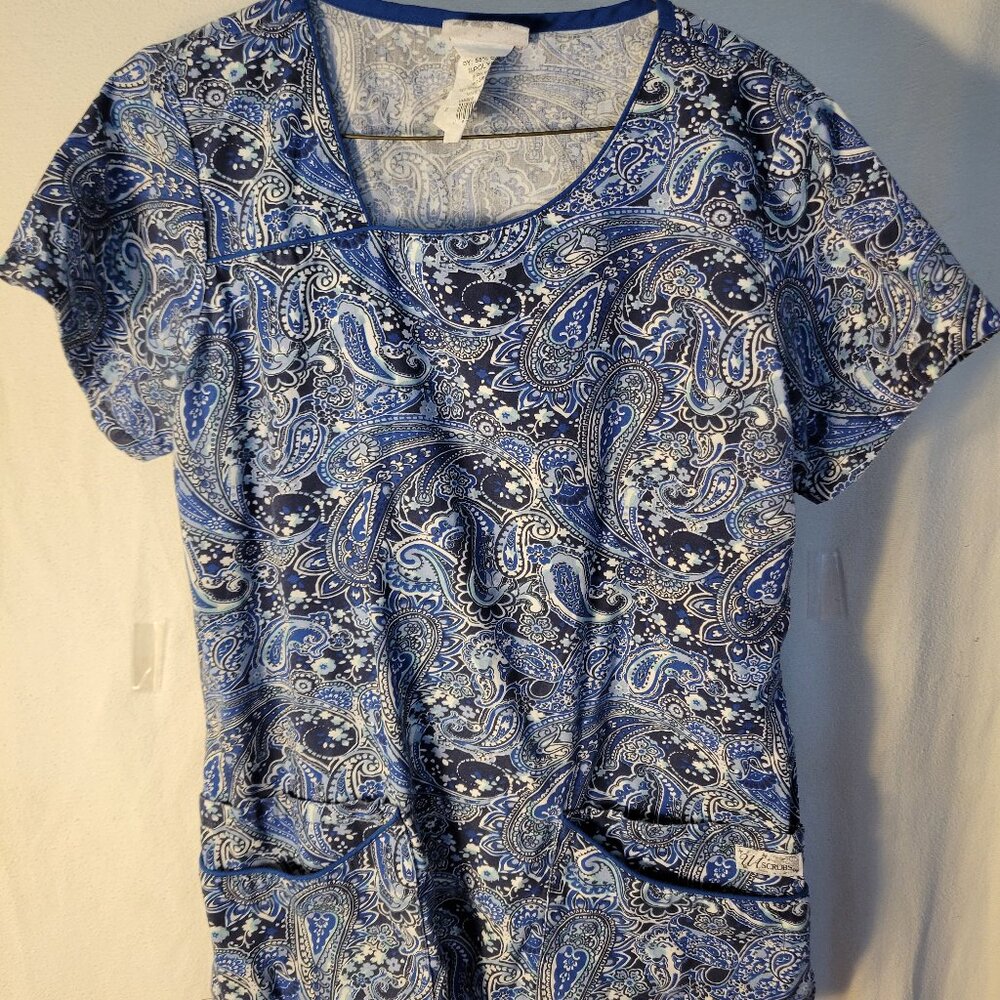 Uniform Advantage Scrub Top -- ITEM #1666